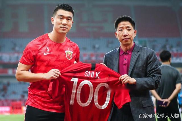 s15全球总决赛-包含塞维利亚迎中超关键赛，赛后官宣签约，底气十足，赛程密集仍需轮换的词条