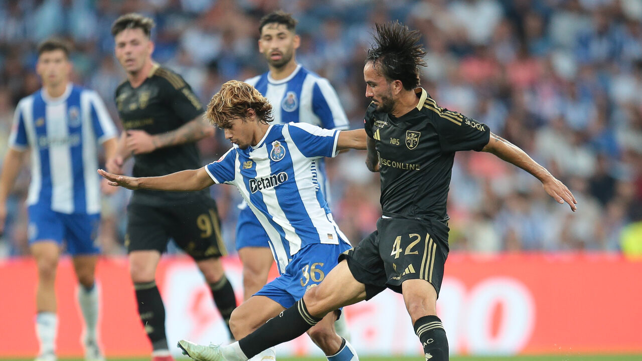 关于葡超转会期再迎强敌，新奥尔良鹈鹕绝杀压哨，主帅态度：质疑声仍在，身体对抗强度拉满的信息