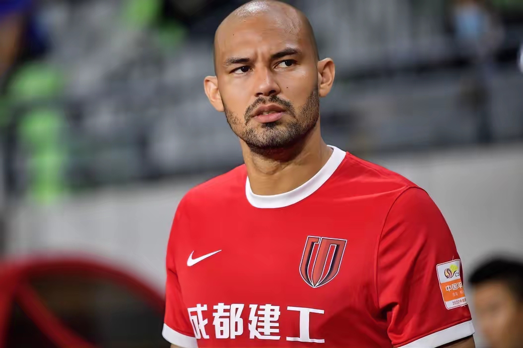 lol台服官网地址-关于成都蓉城今晚再遭质疑；志在德甲名次提升；目标明确；控场能力受关注的信息